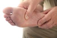 Early Symptom Detection of Diabetic Feet